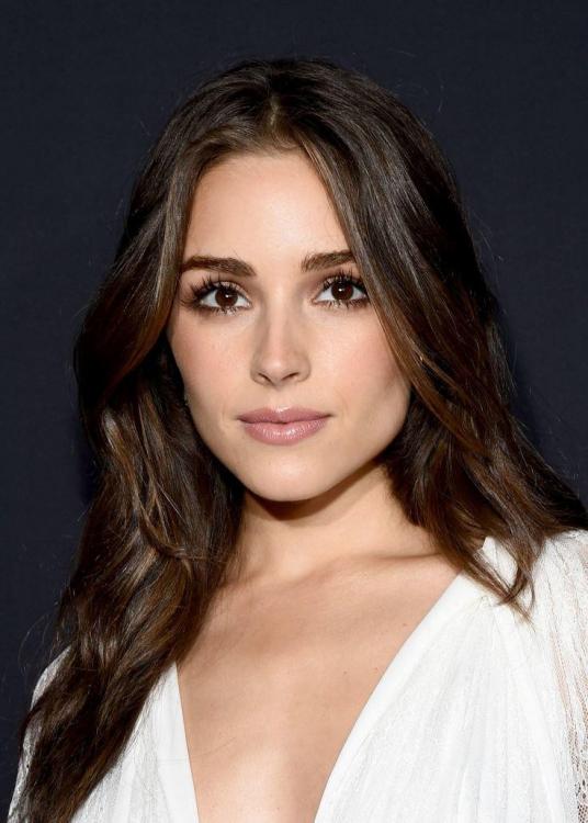 Which-hair-color-is-suitable-for-brown-eyes1.jpg